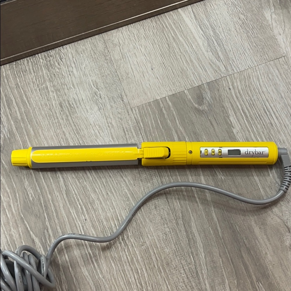 SOLD Drybar curling iron